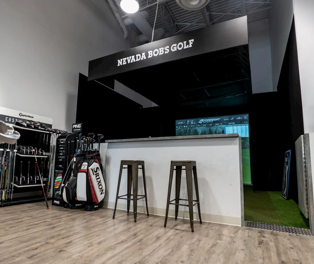 Installation ProSim — Commercial enclosure installation